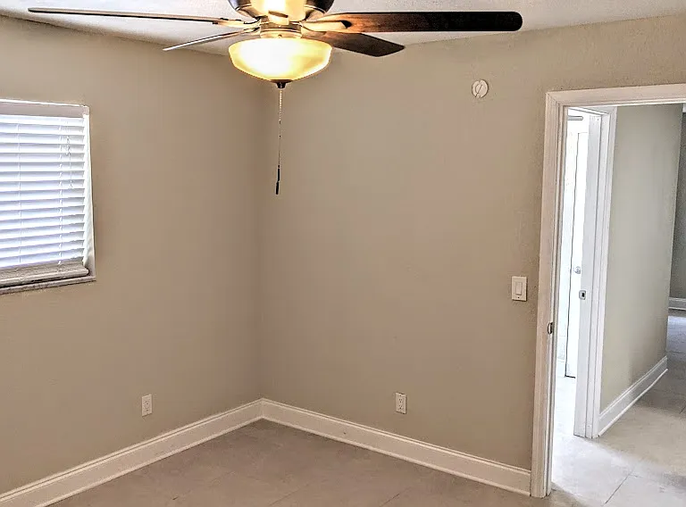 1693 2nd Ave N #8 — Photo 7