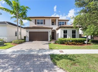 14920 SW 176th Ter, Miami, FL 33187