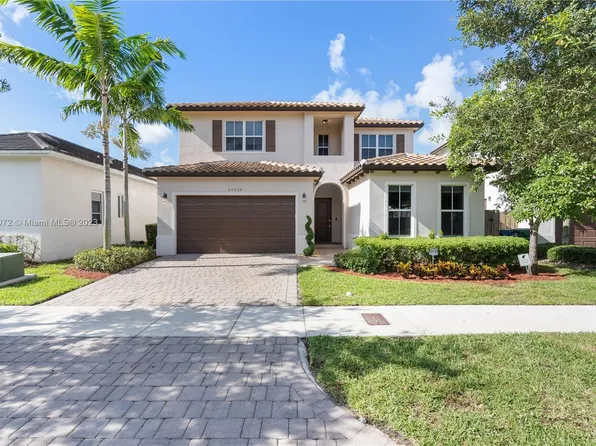 14920 SW 176th Ter, Miami, FL 33187