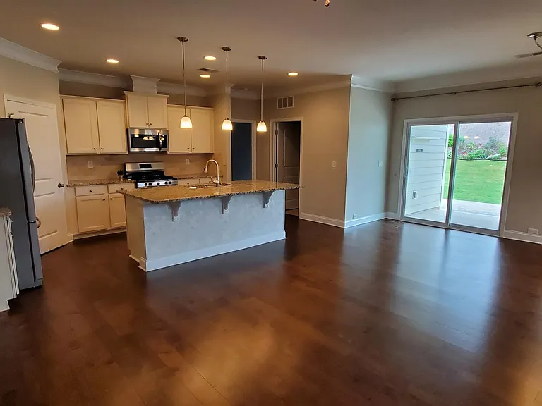 3811 Norman View Dr — Photo 7