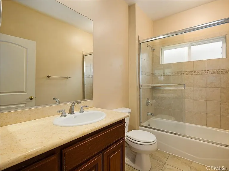 14026 Lemoli Ave — Photo 21