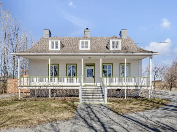4582 Chemin Royal, Saint Jean De Lazle Dorlaans, QC G0A 3W0