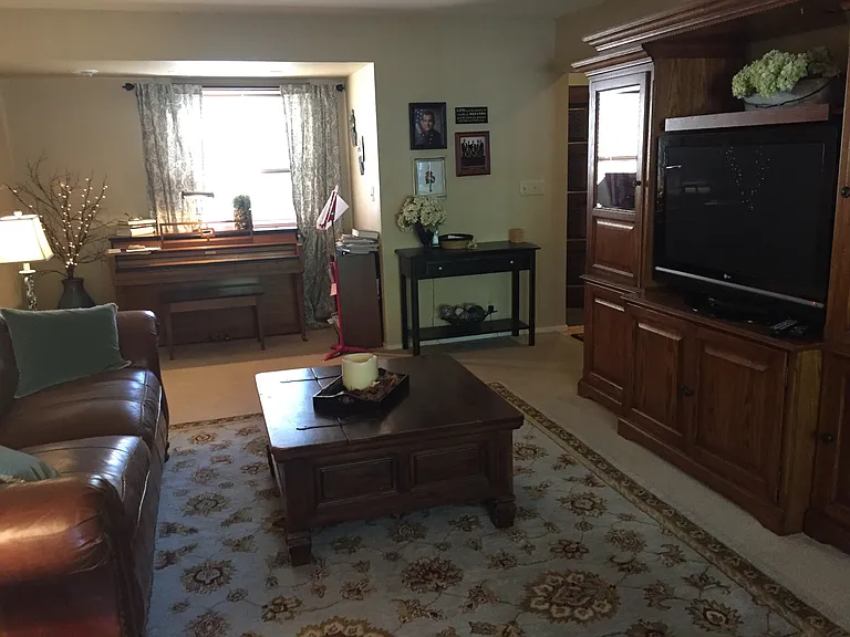 15240 Marilyn Dr — Photo 10