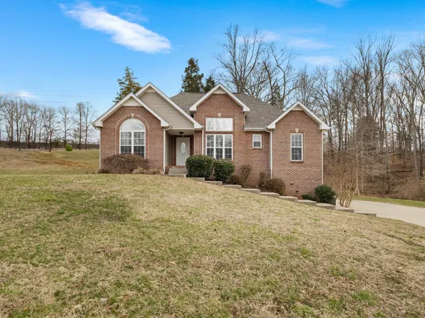 2276 Yeager Dr, Clarksville, TN 37040