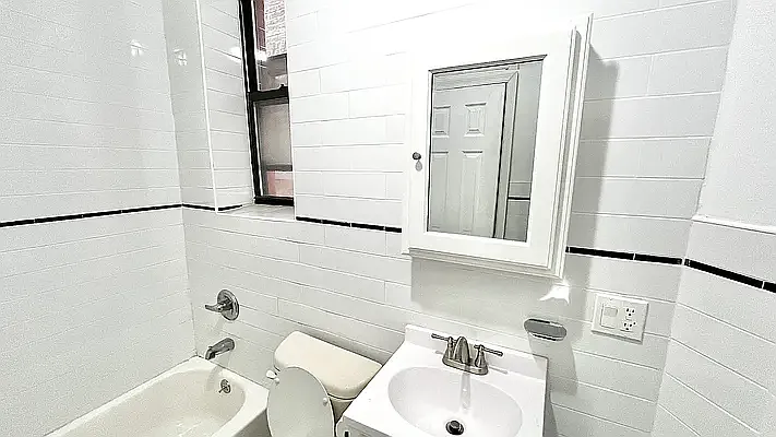 Rented by Oxford Property Group | media 4