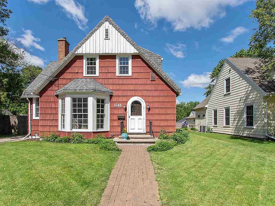 641 Chestnut Neenah