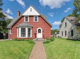 641 Chestnut St, Neenah, WI 54956