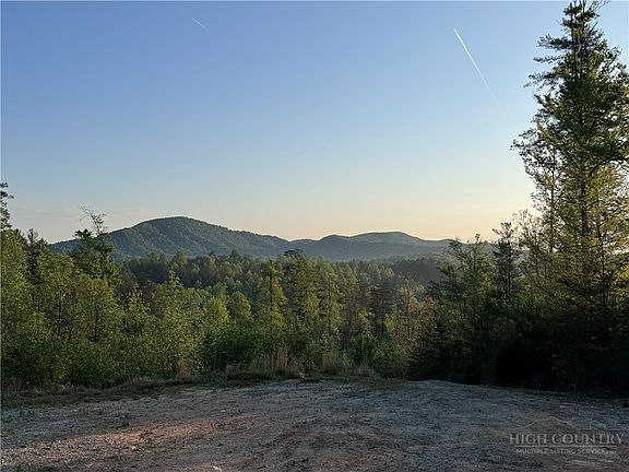 3rd image of 4229 Grandin Road