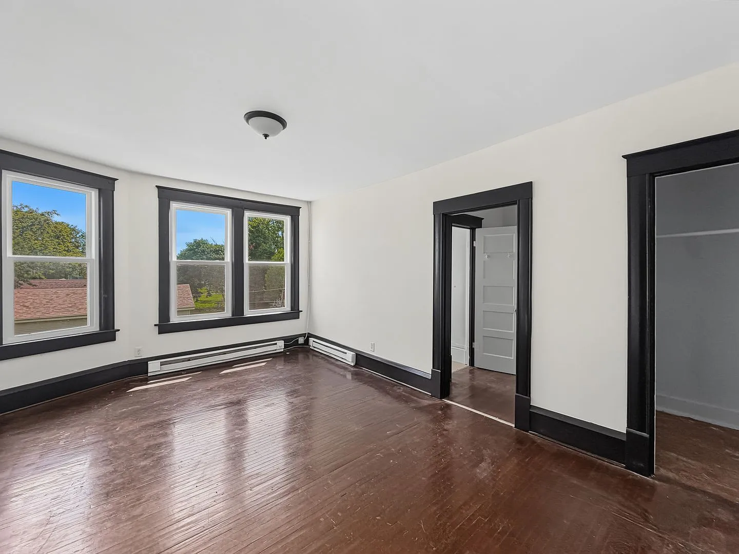 1 Bedroom, 1 Bathroom For Rent Now Gibson City — Photo 2