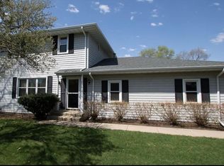 701 Otto Rd, Machesney Park, IL 61115