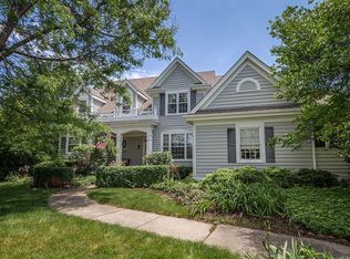 2270 Vincent Dr, Brookfield, WI 53045