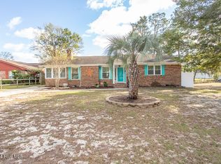 9239 Landing Dr SW, Calabash, NC 28467