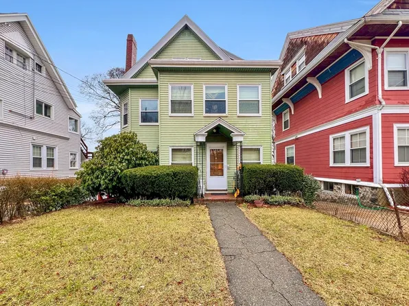 60 Nichols St, Chelsea, MA 02150