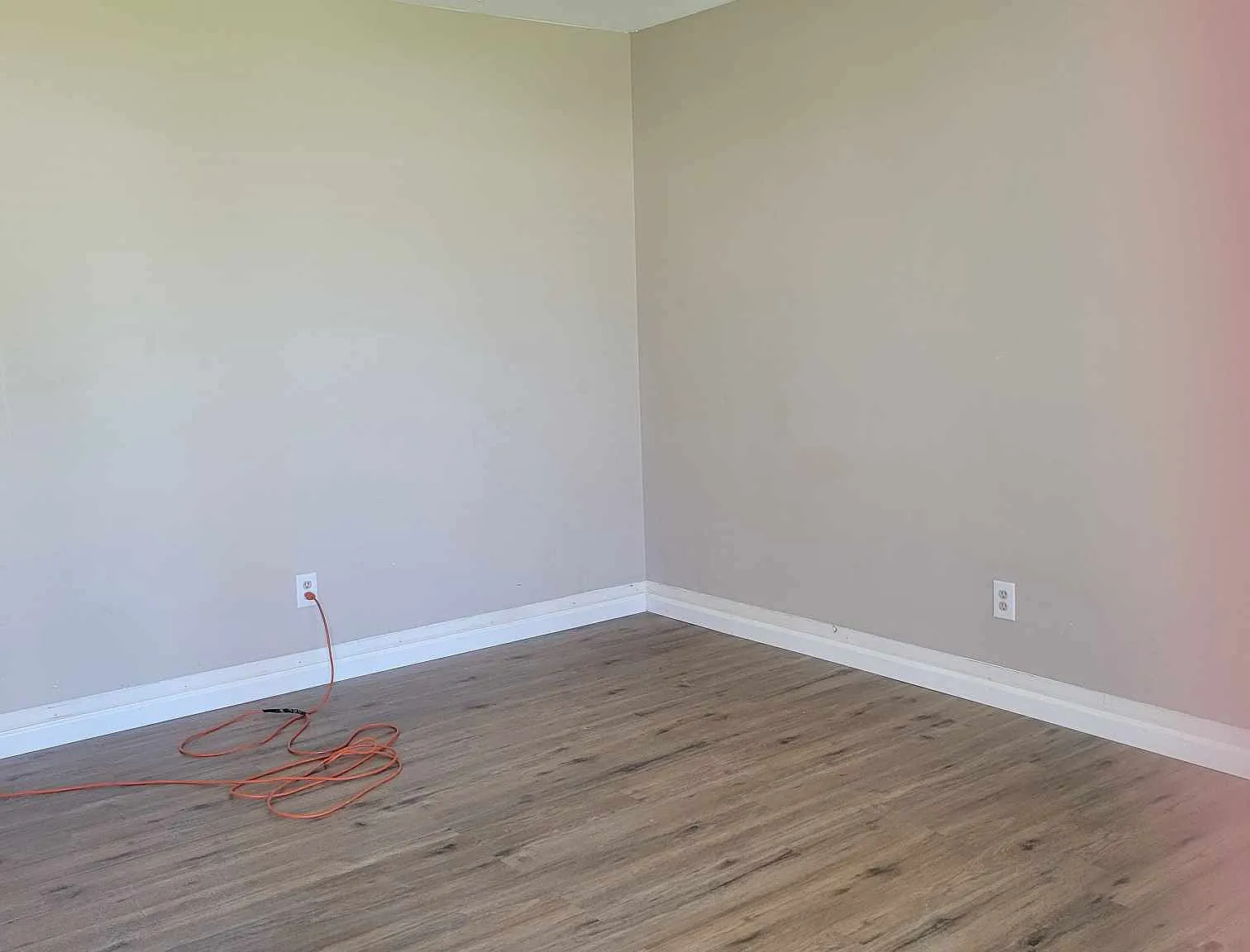 6208 Washington Avenue - 1 — Photo 3