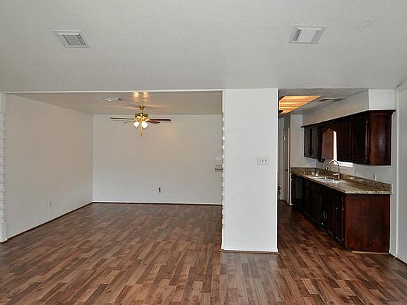 5th image of 2315 Hilton Head Dr