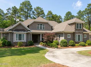 9 Wicker Ln, Pinehurst, NC 28374