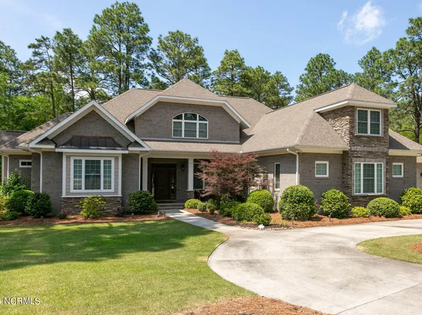 9 Wicker Lane, Pinehurst, NC 28374