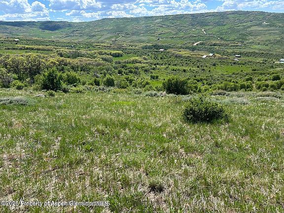2nd image of 1633 Eagle Loop Lot 752