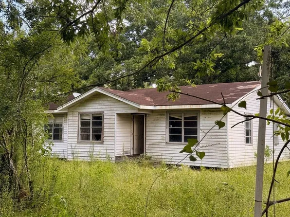 174 Bailey Rd, Angleton, TX 77515