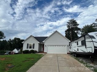 220 Kingsford Dr, Stanley, NC