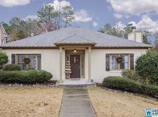 1523 Bent River Cir, Vestavia Hills, AL 35216