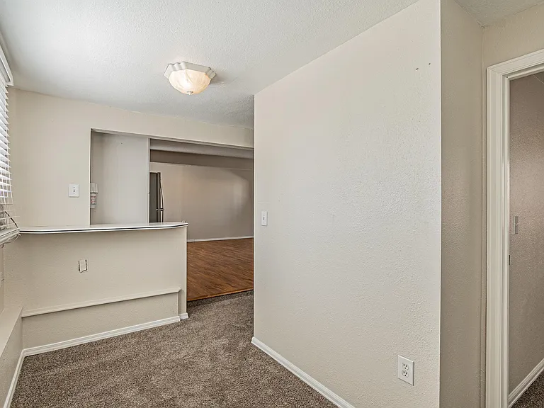 6901 Grandview Ave #B — Photo 11
