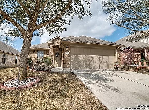 3rd image of 308 Saddlehorn Way