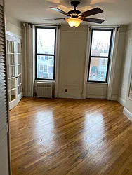 Rented by Challenger Brokers