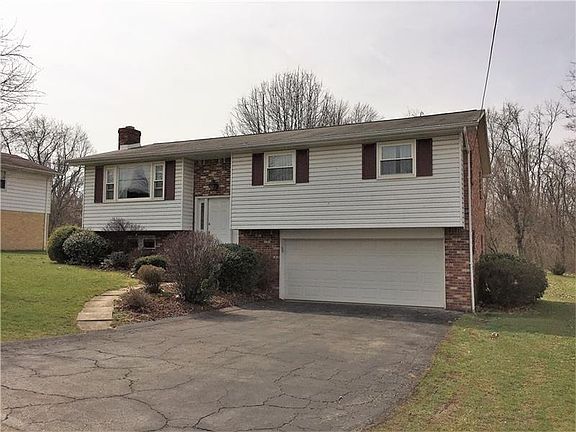 2nd image of 126 Cherry St