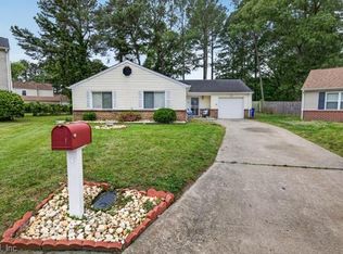 9 Cammy Cir, Portsmouth, VA 23703