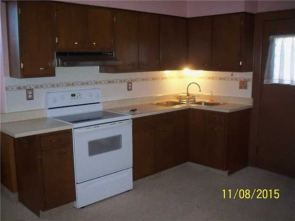 4th image of 303 S