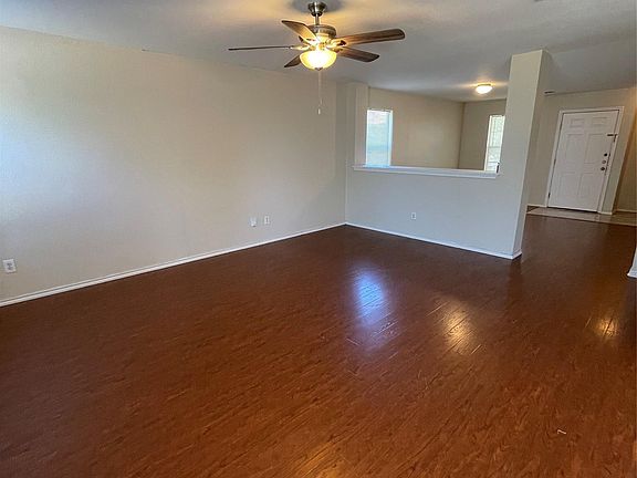 5th image of 11816 Plains Valley Dr