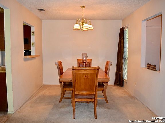 5th image of 8203 Meadow Forest St