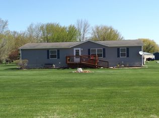 3910 E 2603rd Rd, Sheridan, IL 60551