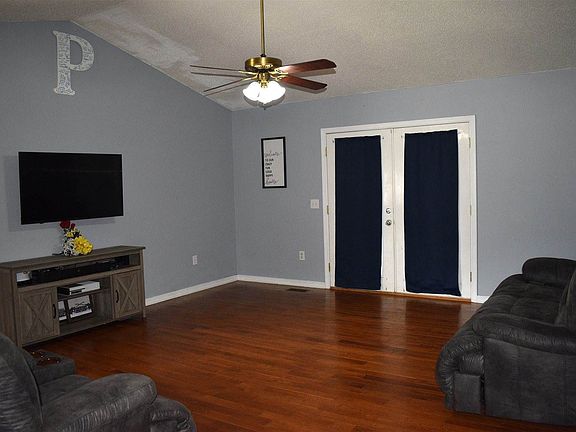 2nd image of 407 Michelfelder Rd