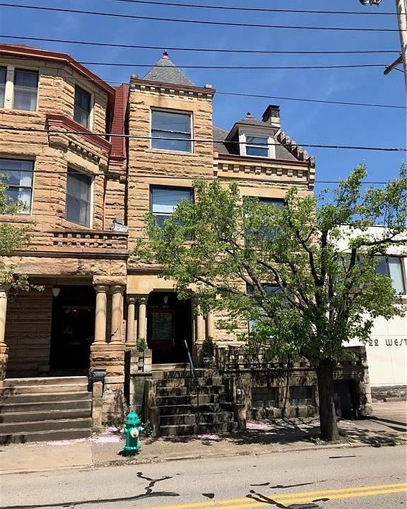 1st image of 930 W North Ave