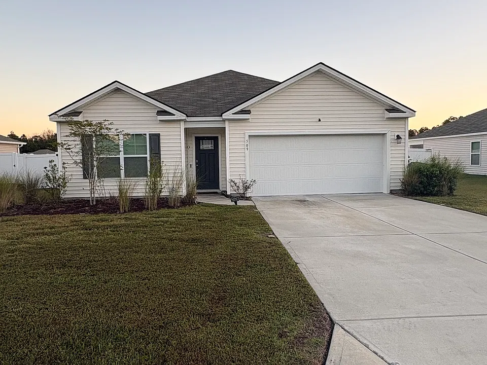509 Autumns Wood Cir W