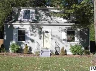 1852 W Argus Ct, Jackson, MI 49203