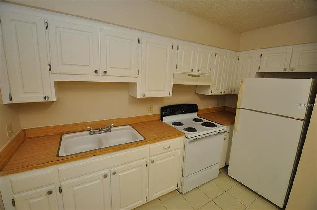 2 bed, 1.0 bath, 708 sqft, $1,195 — Photo 4