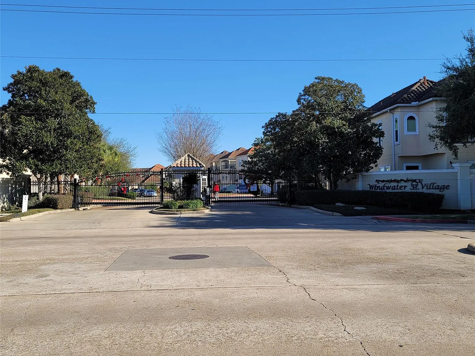 3 bed, 2.5 bath, 1848 sqft, $2,600 — Photo 3