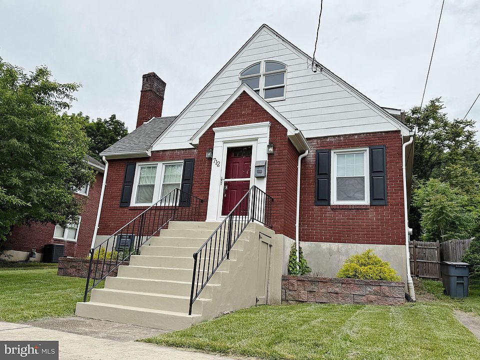 1st image of 712 Lincoln St