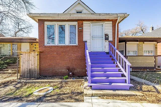9020 S University Ave