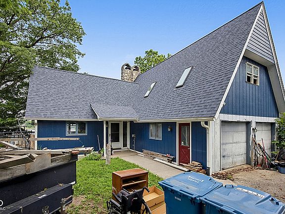 3rd image of 1389 Gull Ct