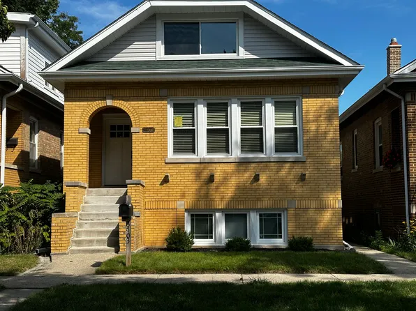 3703 Blanchan Ave, Brookfield, IL 60513