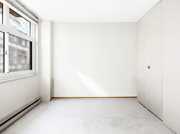 555 Main Street image 9 of 13