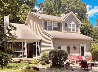 705 Perry Howard Rd, Fuquay Varina, NC 27526