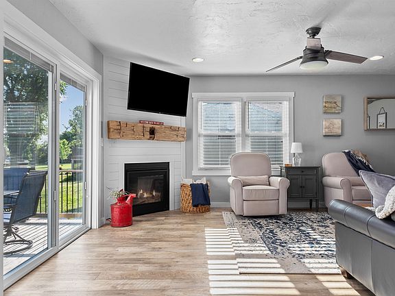 2nd image of 8052 Kolodzik Rd