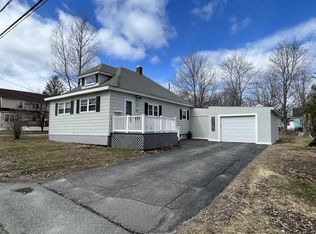 25 Merryfield Ave, Waterville, ME 04901