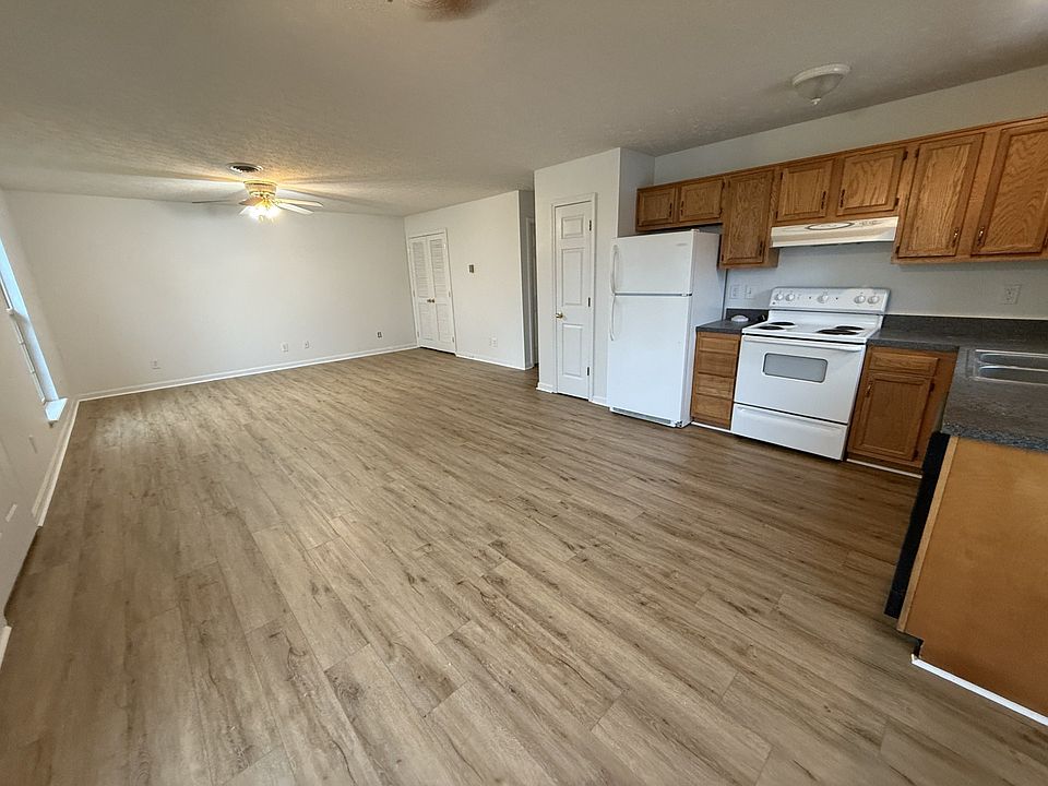 2nd image of 187 Fugate Ln #1