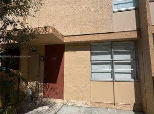 6007 SW 69th St #74, South Miami, FL 33143